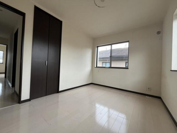 小平市花小金井5丁目　中古一戸建て 洋室