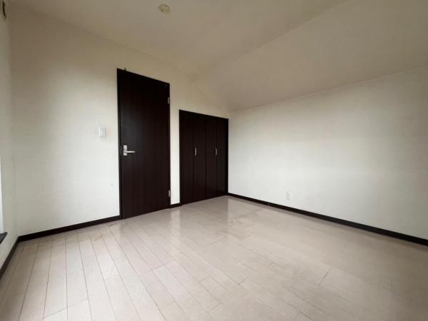 小平市花小金井5丁目　中古一戸建て 洋室