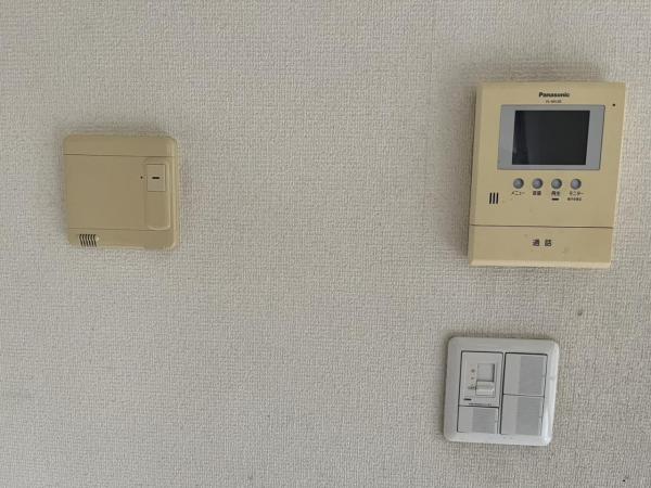 小平市花小金井5丁目　中古一戸建て TVモニター付きインターフォン