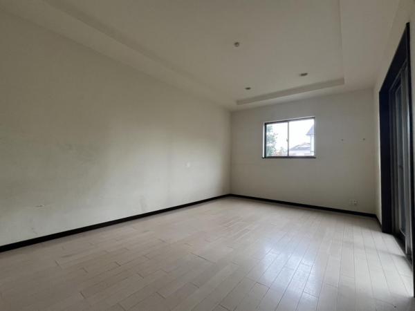 小平市花小金井5丁目　中古一戸建て リビング