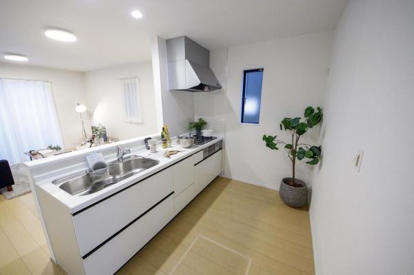 所沢市山口　新築一戸建て キッチン