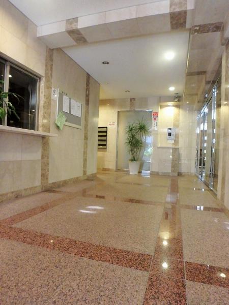 ランドステージ練馬　2階 エントランスホール