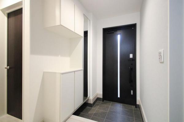 和光市白子3丁目　中古一戸建て 玄関