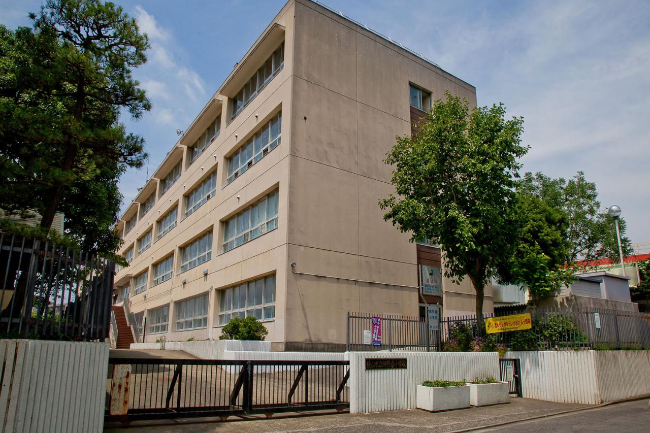 狭山市立御狩場小学校