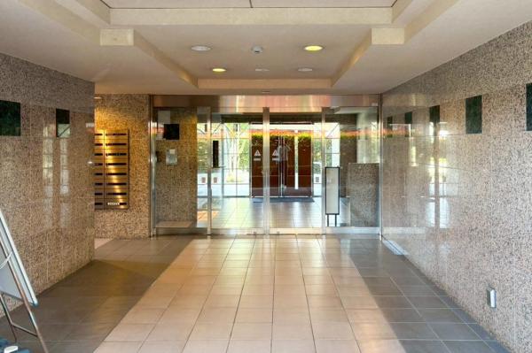 【当日ご案内可能！】コスモ武蔵藤沢イーストウィング エントランスホール