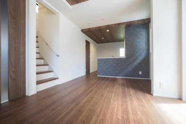 新築一戸建て 小平市鈴木町２丁目 西武新宿線花小金井駅 4,390万円