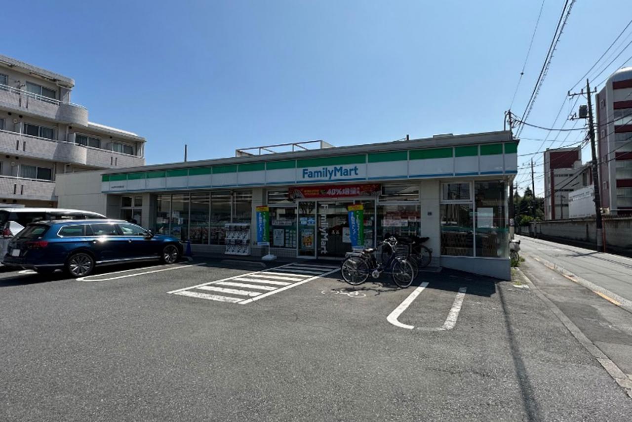 ファミリーマート 小金井中大附属前店