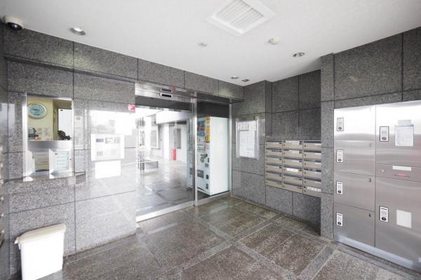 フォルテコート若葉　4階 玄関(共用部)