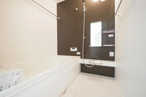 【LDK24.5帖！WIC2×2】川越市山田　新築一戸建て 浴室