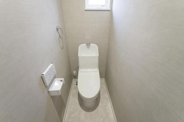 所沢市狭山ヶ丘2丁目　新築一戸建て トイレ