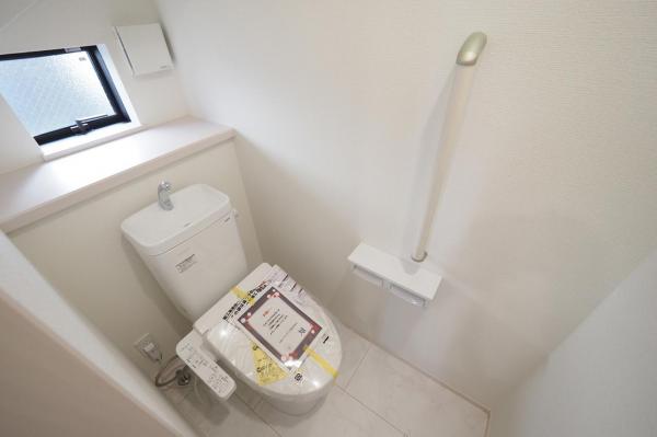 西東京市柳沢3丁目　新築一戸建て トイレ