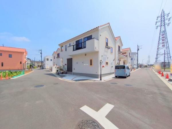 和光市南1丁目　新築一戸建て 前面道路含む現地写真