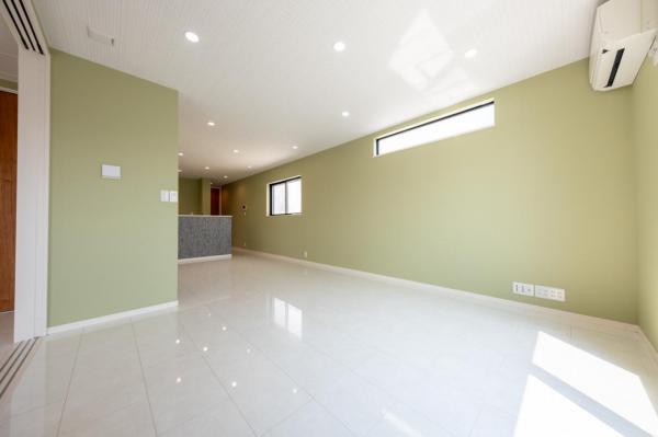 【売主物件／LDK18帖超！／ルーフバルコニー】　東久留米市本町4丁目　中古一戸建て リビングダイニング