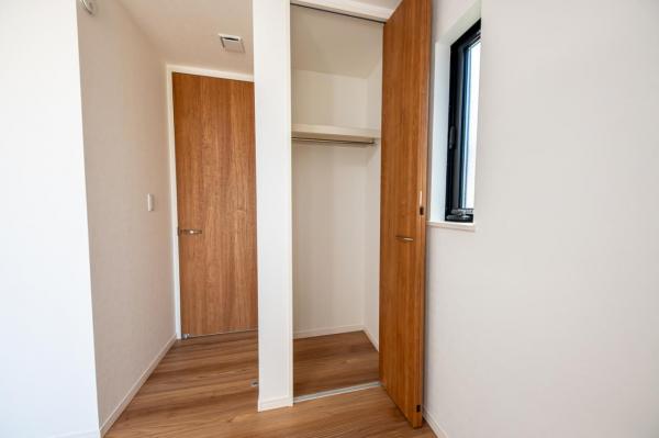 【売主物件／LDK18帖超！／ルーフバルコニー】　東久留米市本町4丁目　中古一戸建て 収納