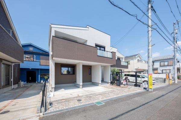 【売主物件／LDK18帖超！／ルーフバルコニー】　東久留米市本町4丁目　中古一戸建て 前面道路含む現地写真