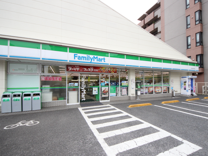 ファミリーマート 東久留米本町店