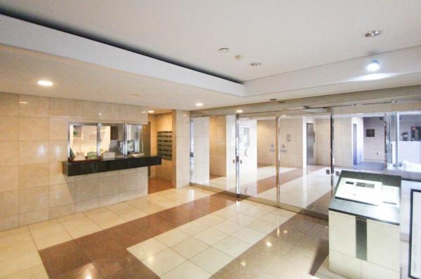 ウイングストリーム氷川台コート　2階 エントランスホール