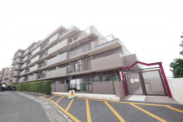 コスモ入間　6階 外観写真