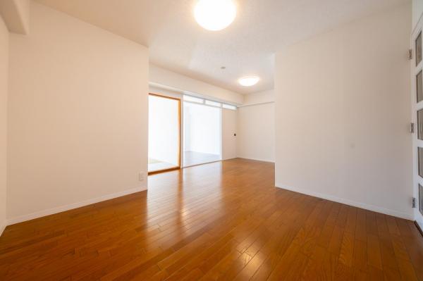 【住協のリフォーム物件】飯能スカイハイツA棟　2階 リビングダイニング