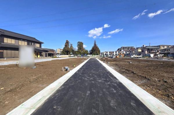 【売地】入間市下藤沢５丁目｜全7区画の大型分譲地 前面道路含む現地写真