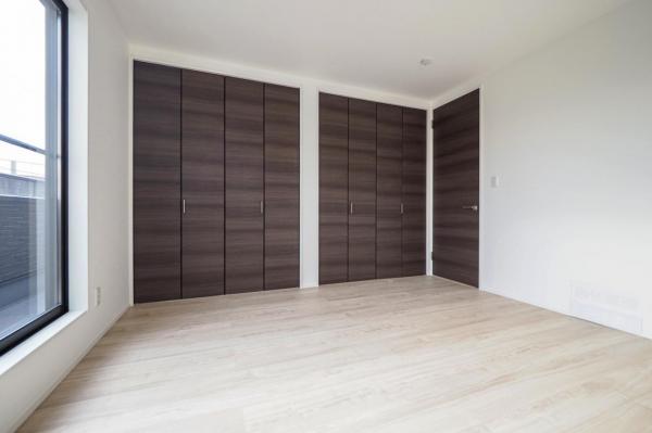 飯能市中居　新築戸建 収納