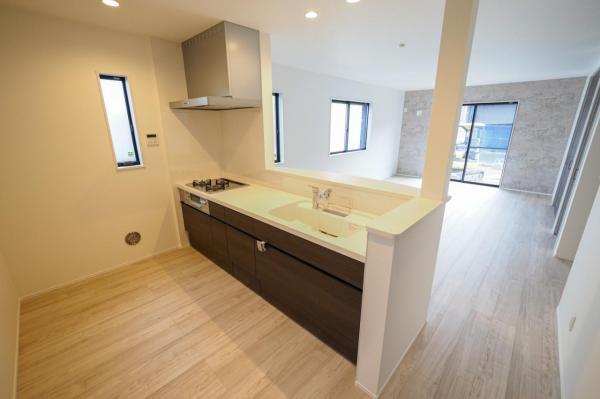 飯能市中居　新築戸建 キッチン