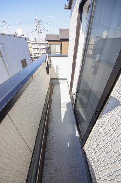 【住協小手指支店のお預かり物件】川口市北園町 築浅中古一戸建て バルコニー