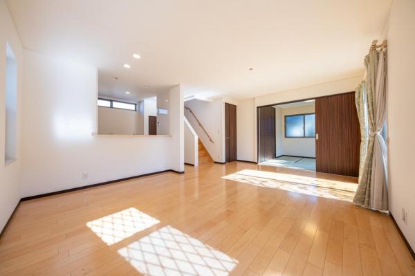 【住協のリフォーム物件】入間市野田　中古戸建 リビングダイニング