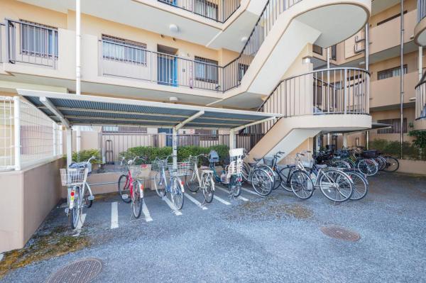 ダイアパレス坂戸　2階 駐輪場