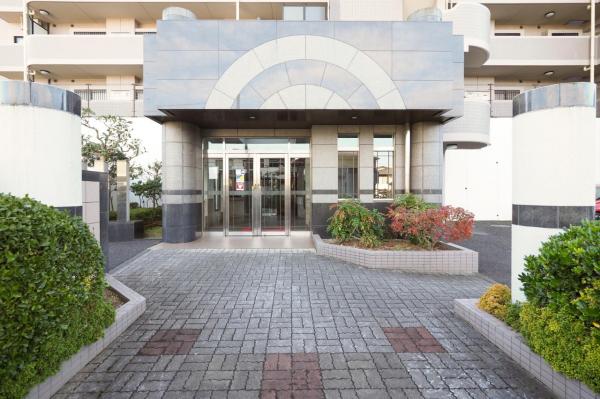 ライオンズガーデン狭山祇園　４階 エントランス（外）