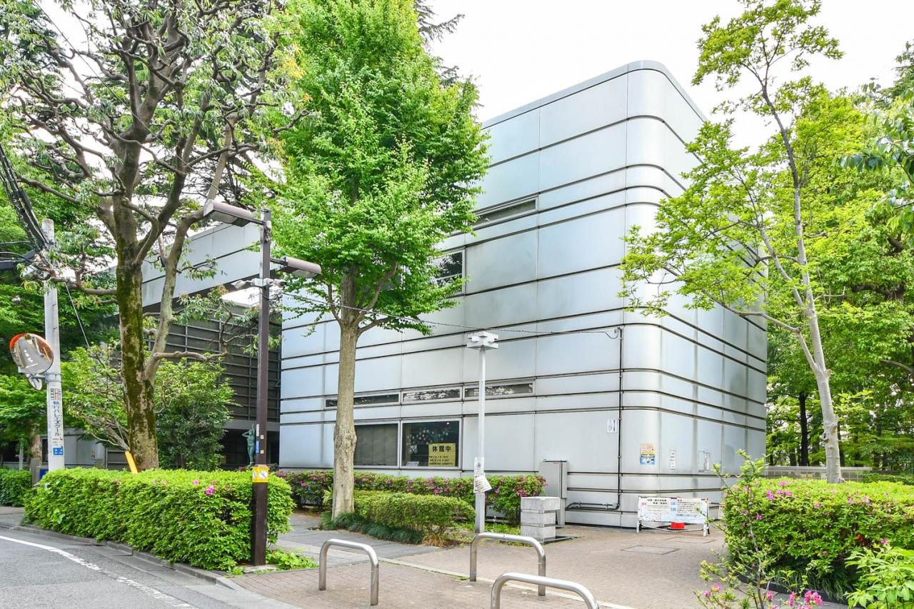 杉並区立中央図書館