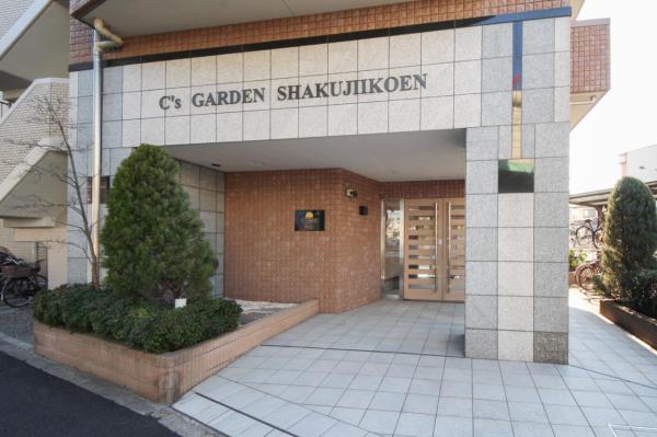 シーズガーデン石神井公園　2階 エントランス（外）