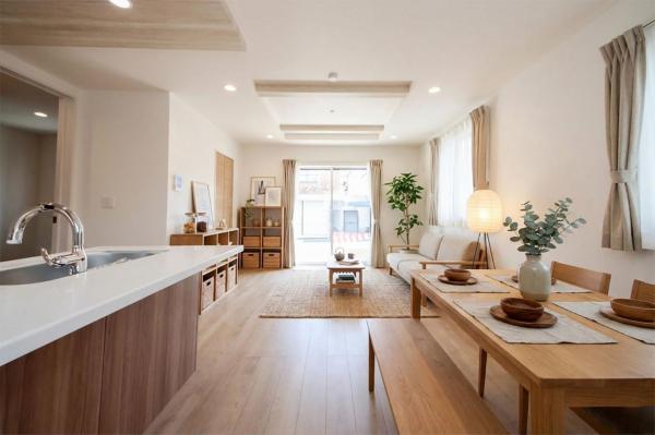 【2026年初春感謝！毎週土・日・祝日は現地見学会開催中！】セントラルパークヒルズふじみ野・新築分譲住宅 リビングダイニング