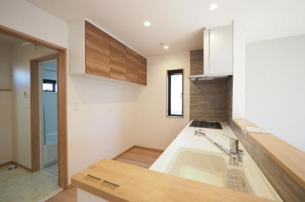 坂戸市西坂戸1丁目　新築一戸建て キッチン