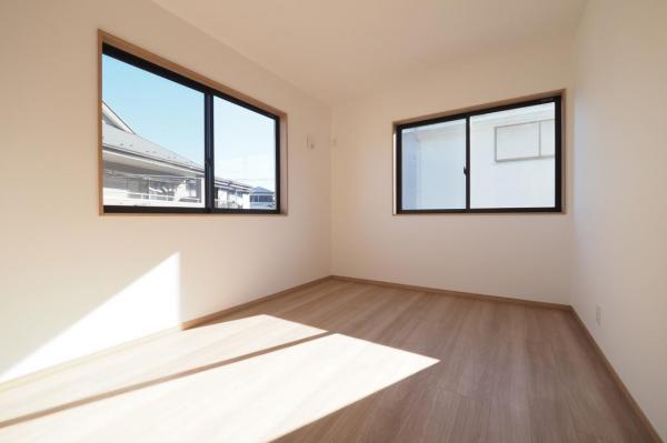 坂戸市西坂戸1丁目　新築一戸建て 子供部屋