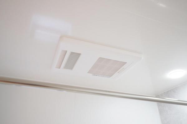 坂戸市西坂戸1丁目　新築一戸建て 浴室