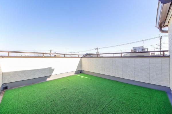 【住協のお預かり物件】所沢市中新井 築浅一戸建て住宅 バルコニー