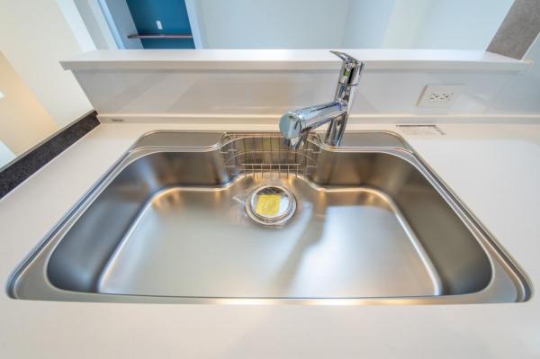 所沢市下安松　新築一戸建て リビングダイニング