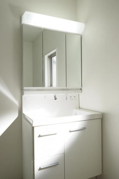 富士見市上沢3丁目　新築一戸建て 洗面化粧台