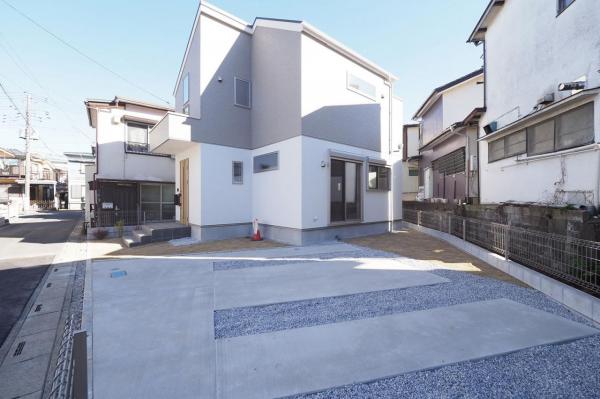 富士見市上沢3丁目　新築一戸建て 駐車場