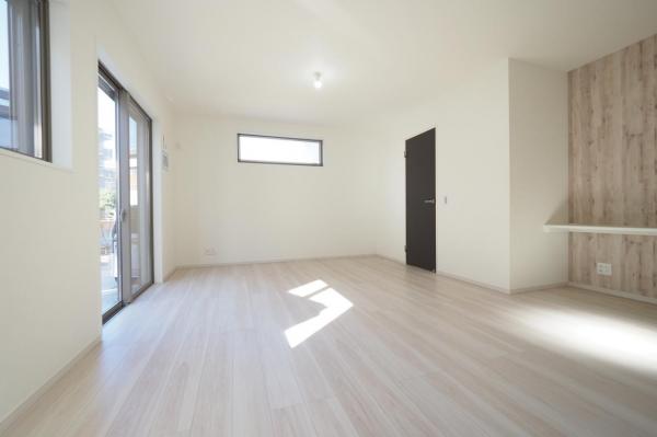 富士見市上沢3丁目　新築一戸建て リビングダイニング