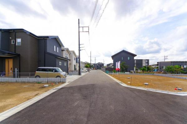 【駅近が価値になる、新河岸駅徒歩8分】グランシア川越　建築条件付土地 前面道路含む現地写真