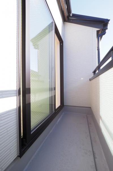 清瀬市中里2丁目　新築一戸建て バルコニー