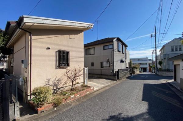 【お預かり物件】練馬区大泉学園町2丁目　売地 前面道路含む現地写真