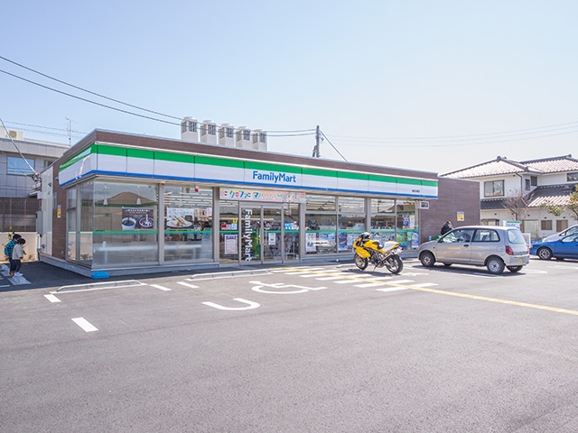 ファミリーマート 飯能双柳店