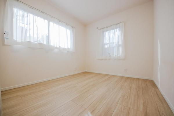 練馬区春日町1丁目　中古一戸建て 洋室