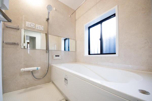 練馬区春日町1丁目　中古一戸建て 浴室