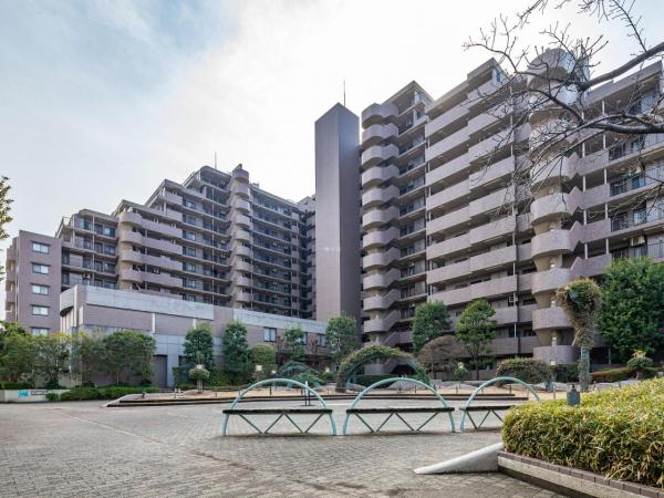 パークハイツ小豆沢　7階 外観写真