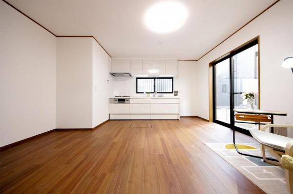 【仲介手数料不要】ふじみ野市元福岡　中古一戸建て リビングダイニング