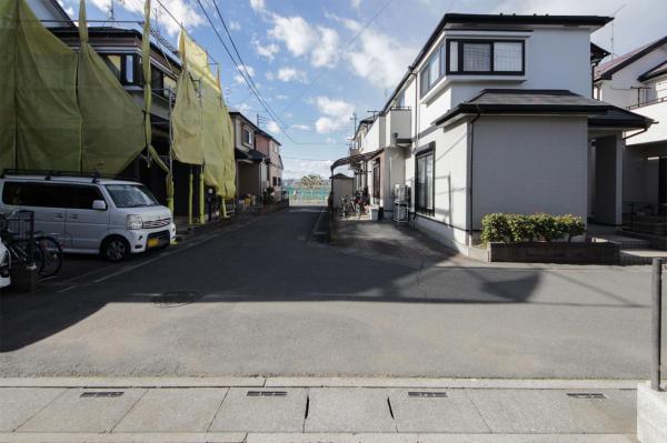 【仲介手数料不要】ふじみ野市元福岡　中古一戸建て 前面道路含む現地写真